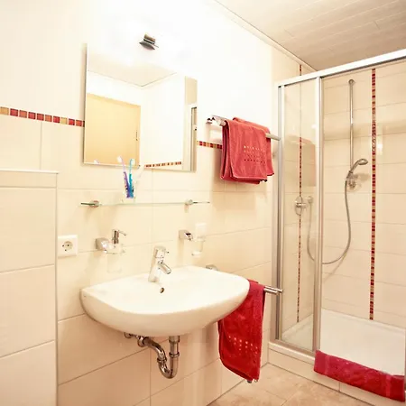 Zum Loewen In Wilflingen Locanda *